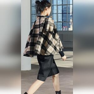 ZARA ZW COLLECTION ECRU WOOL BLEND PLAID CAPE ✨️✨️✨️